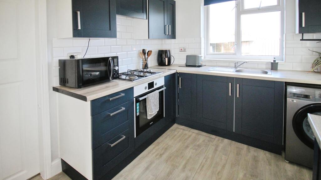 House in Grimsby, Nunsthorpe - More