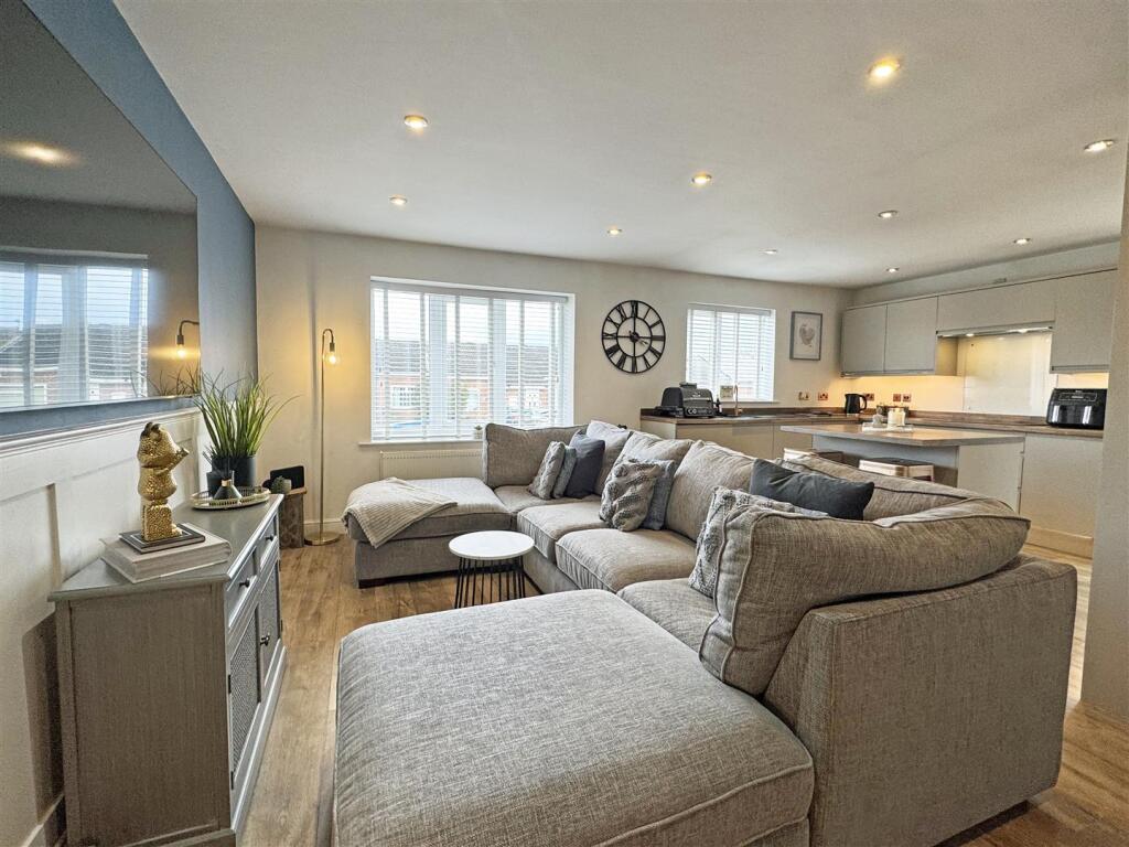 House in Yarm, Stockton-on-Tees - More