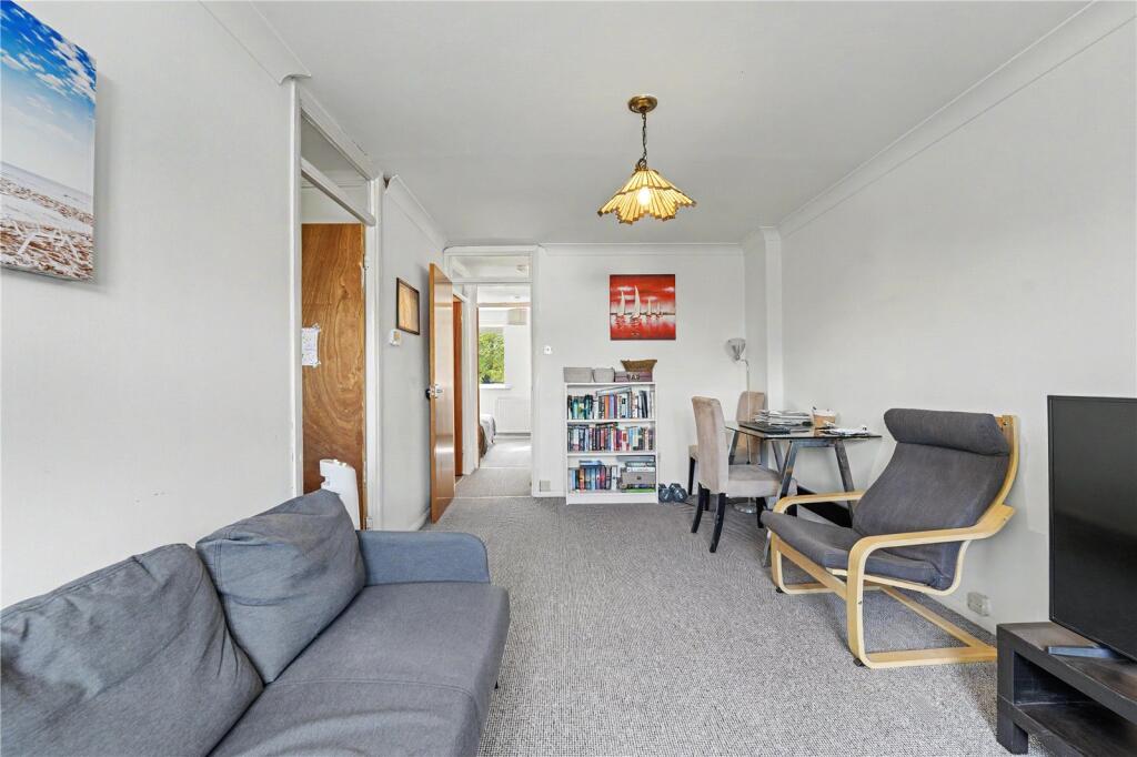 Apartment in London - View 3