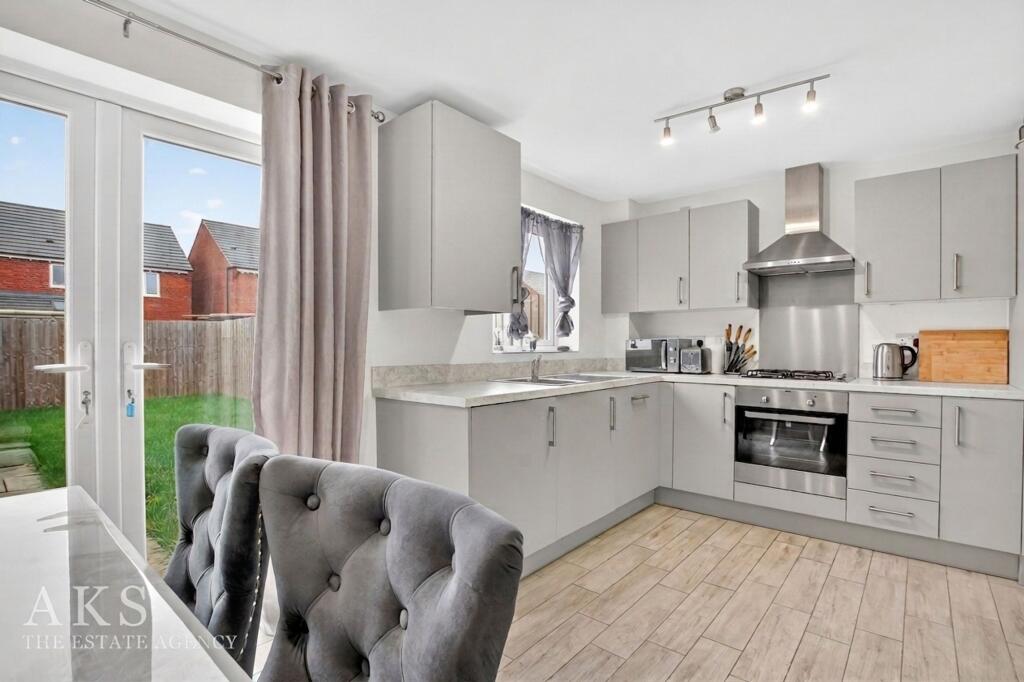 House in South Derbyshire, Hatton - View 2