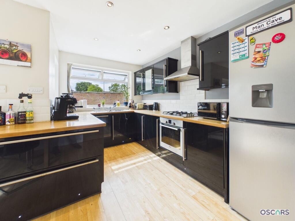 House in Cottingham, New Village, East Riding of Yorkshire - View 5