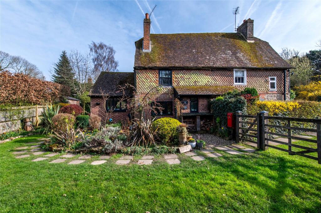 Main image of property: Fairbourne Lane, Harrietsham, Maidstone, Kent, ME17