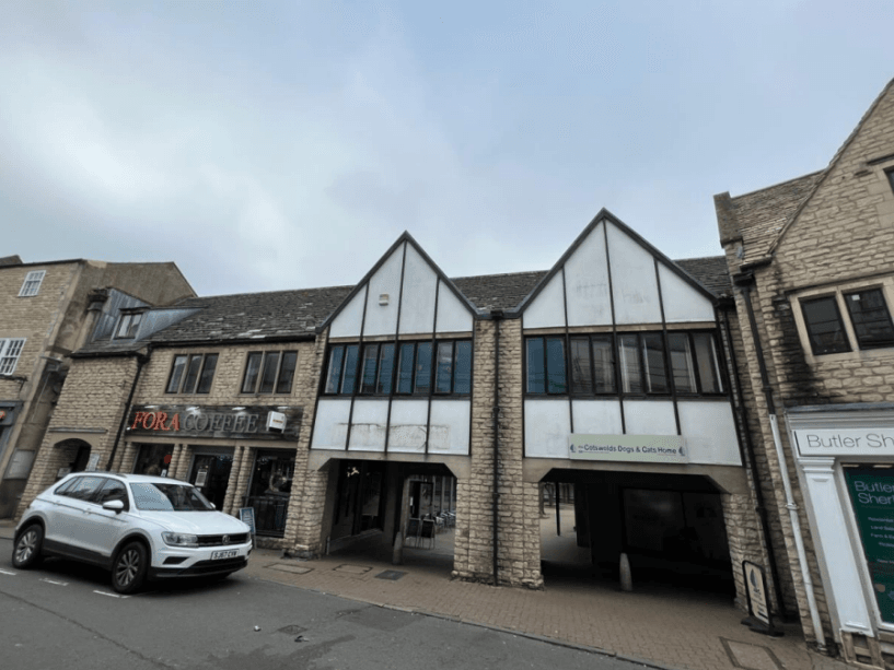 Main image of property: Cirencester, 1st Floor, 39 Castle Street