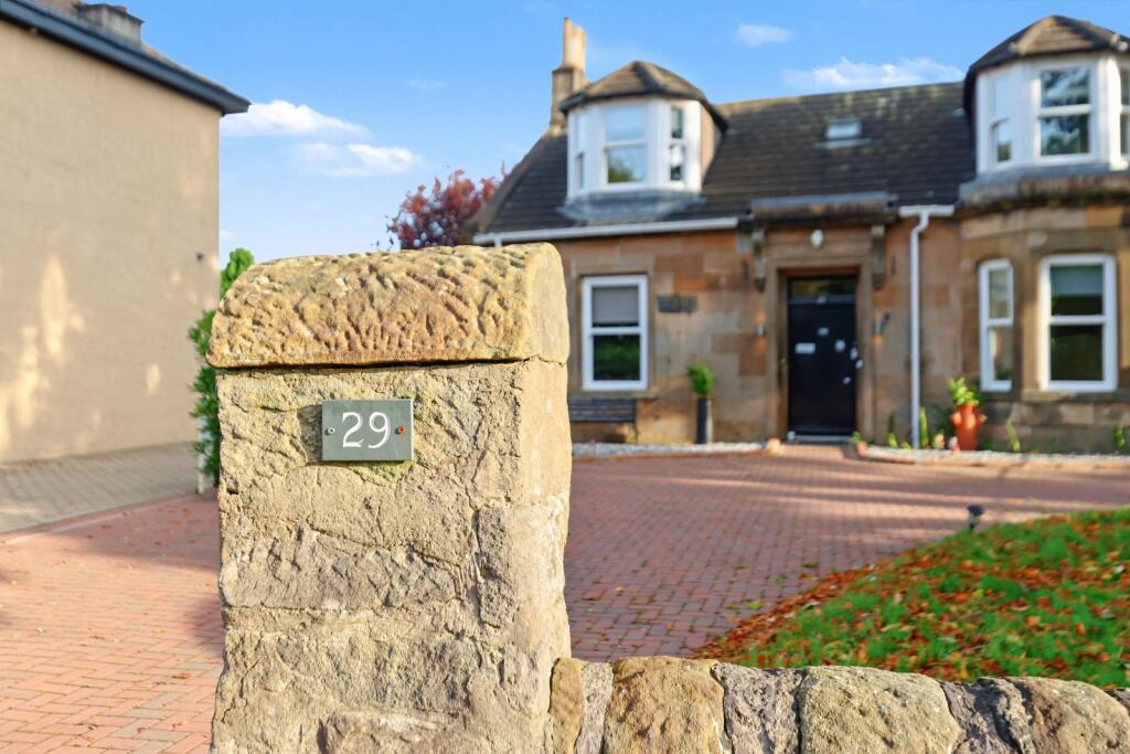 House in Paisley, Renfrewshire - View 3