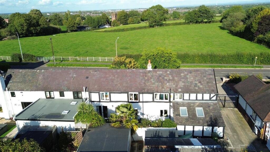 Swanlow Lane, Winsford photo 3