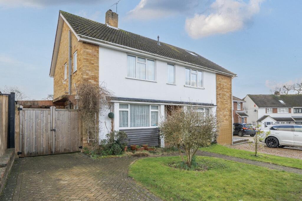 Main image of property: Meadow Walk, Bourne End, Buckinghamshire, SL8