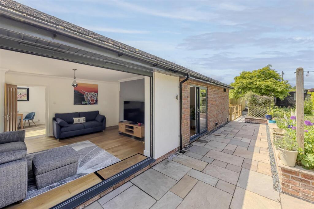 House in Staffordshire, Majors Barn, Cheadle - View 4