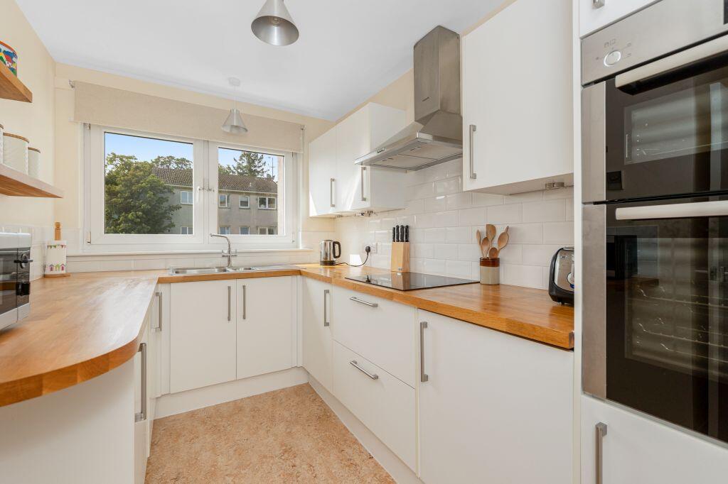 Apartment in Edinburgh - View 5