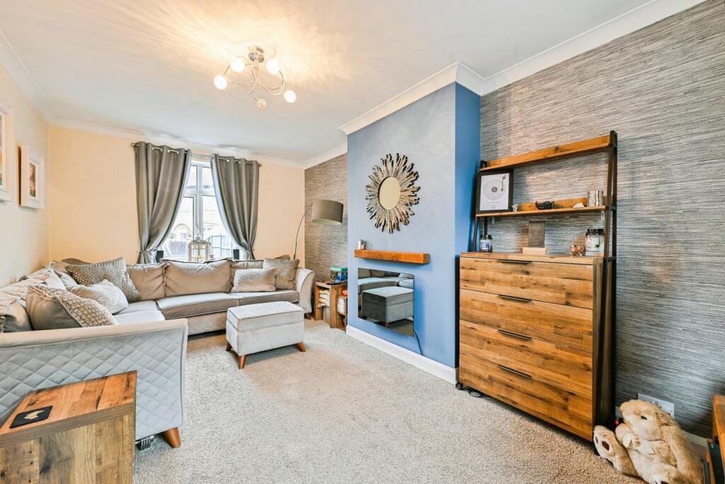 House in Nottingham - View 2