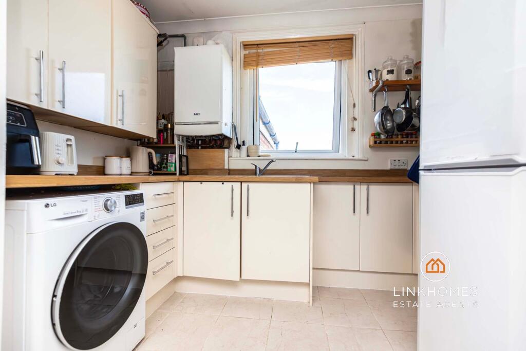 Additional image 4 of Victoria Road, Poole, BH12