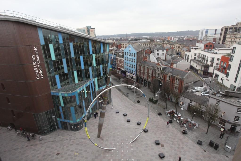 Apartment in Cardiff, Crockherbtown, Castle - View 3