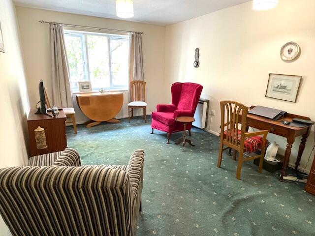 Bramhope Lane, London, SE7 photo 2