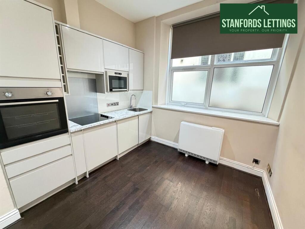 Main image of property: Flat B, Regent House, Princes Place, Brighton