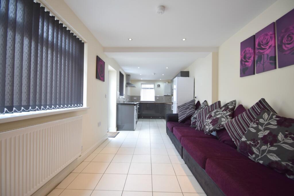 House in Cardiff - View 4