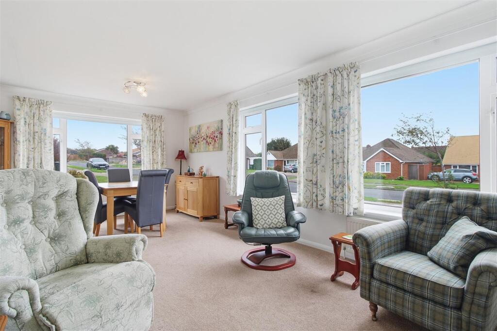 Kingston Way, Seaford, photo 4