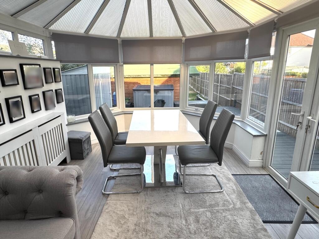 House in Twickenham - View 5