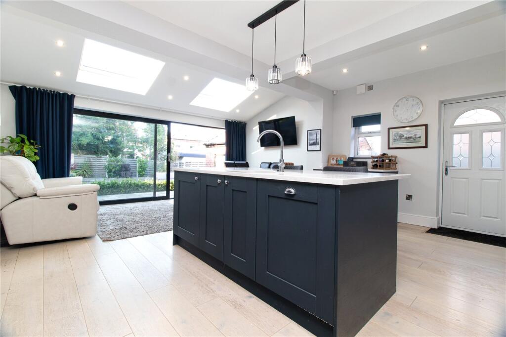 House in Wakefield, Lupset - View 5