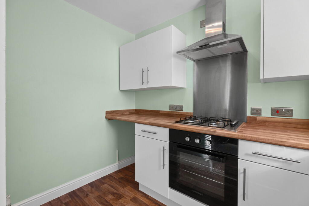 House in Northampton, Thrapston - More