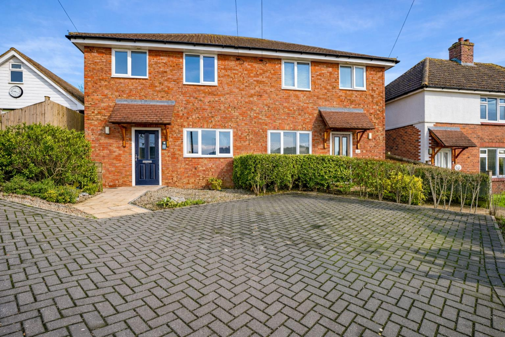 3-bed semi-detached on Upper Broomgrove Road, Hastings, £285,000