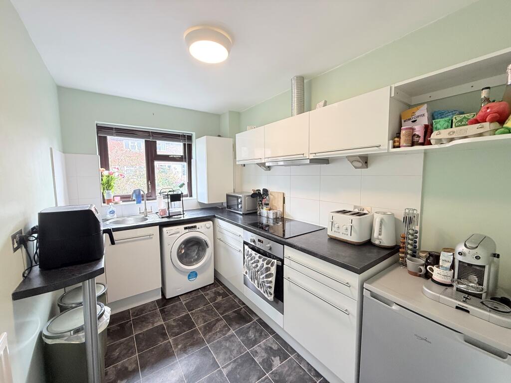 Pinewood Court, HAYWARDS HEATH - View 2