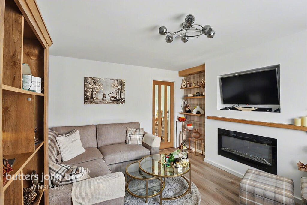 Muirfield Drive, Winsford photo 3
