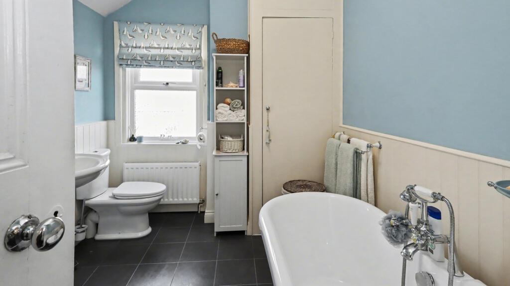 Additional image 9 of Manor House Road, Glastonbury