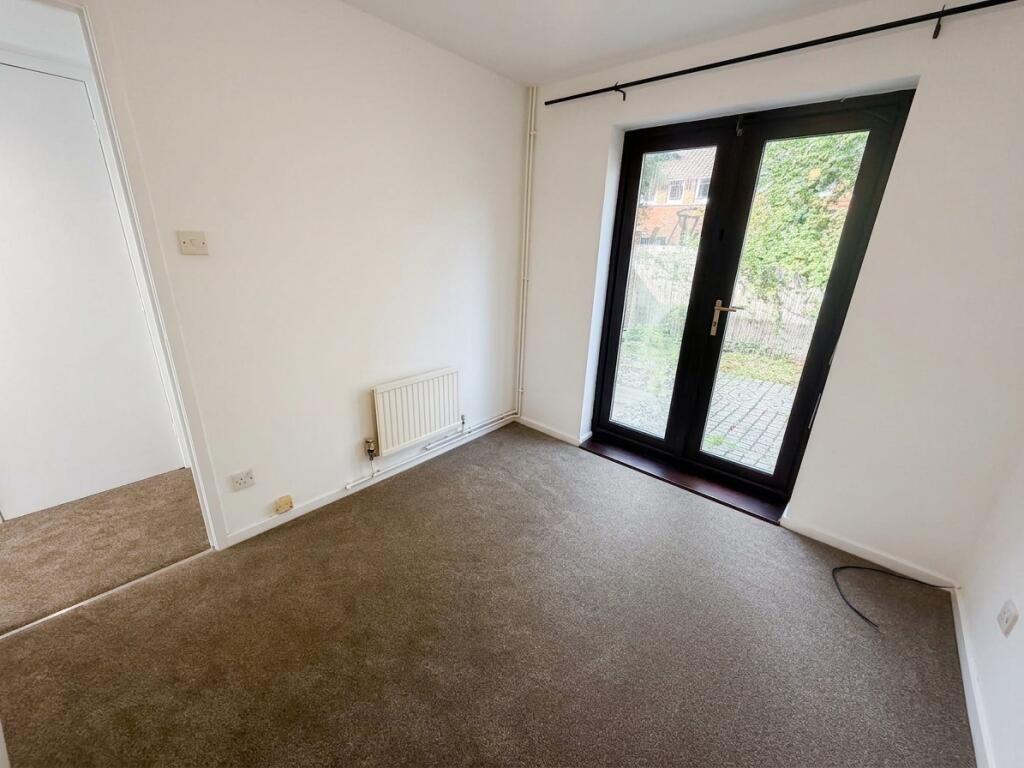 House in Milton Keynes, Shenley Brook End - View 5