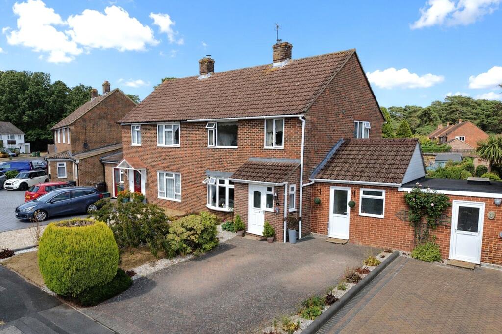 Main image of property: Long Grove, Baughurst, Tadley, Hampshire, RG26