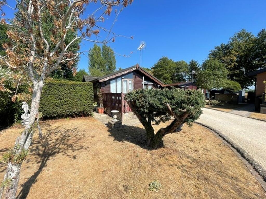 Main image of property: Lincoln Farm Park, High Street, Witney