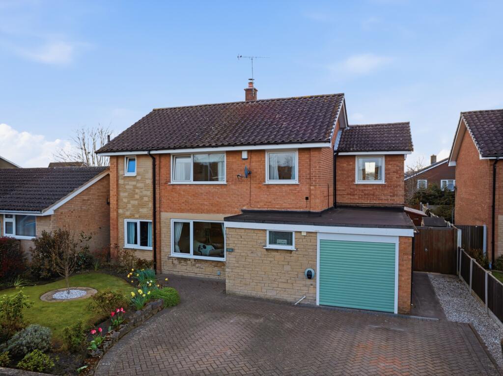 Main image of property: Oak Close, Worksop, S80