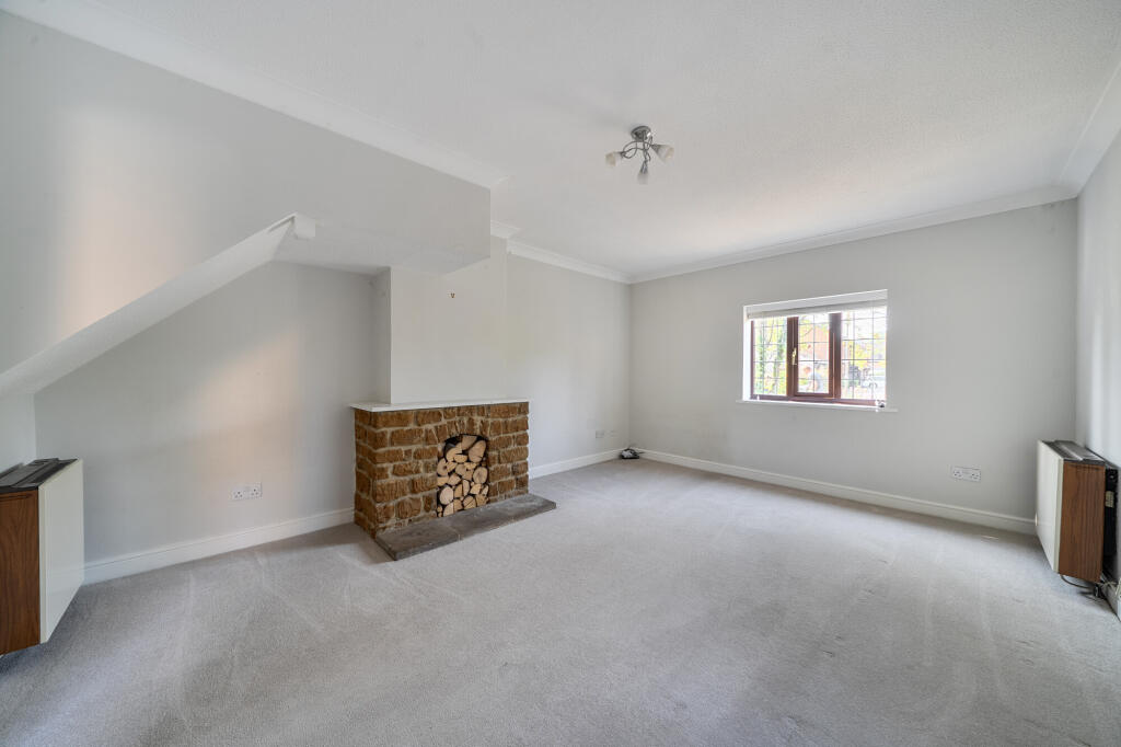 House in Oxford - View 2