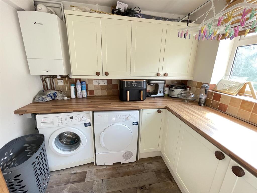 House in Salisbury - View 5