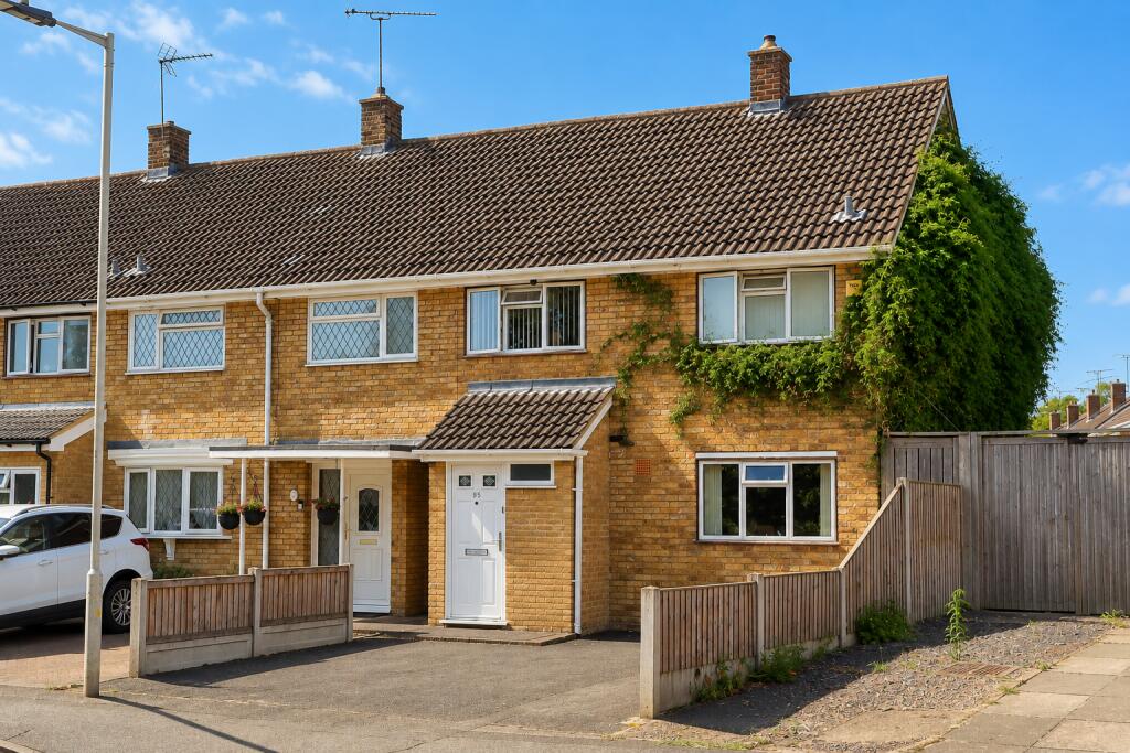 Main image of property: The Fremnells, Basildon, Essex, SS14