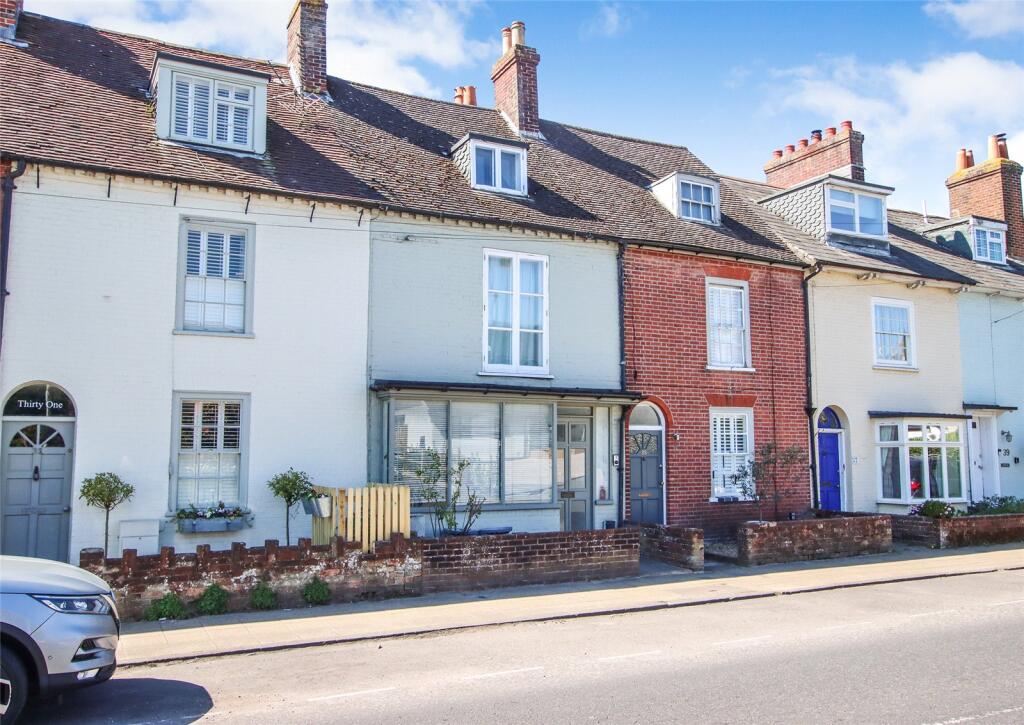 Main image of property: Southampton Road, Lymington, Hampshire, SO41
