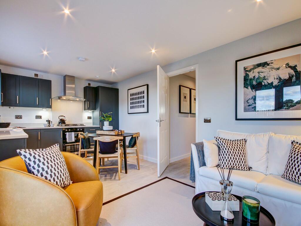 House in Edinburgh, Midlothian - View 3