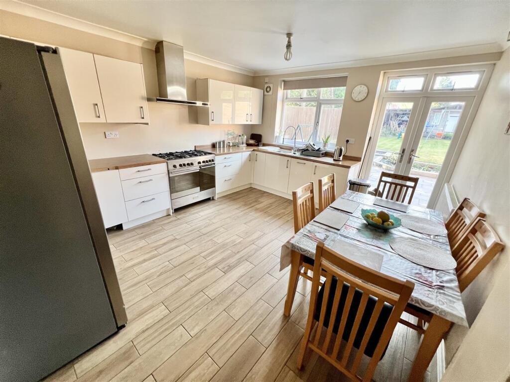 Additional image 6 of Heythrop Grove, Moseley, Birmingham