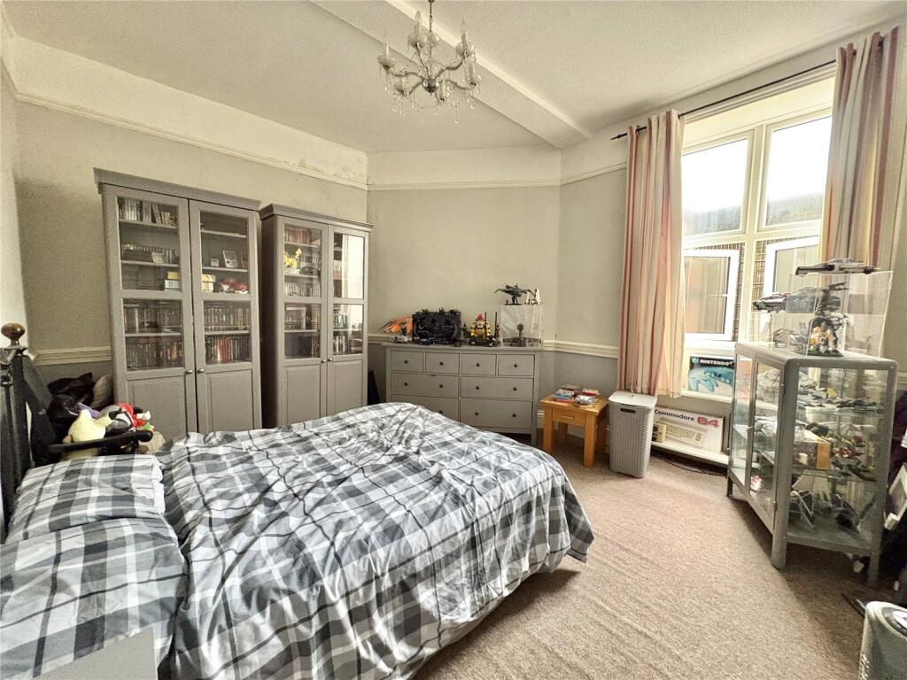 Apartment in Dorchester - View 4
