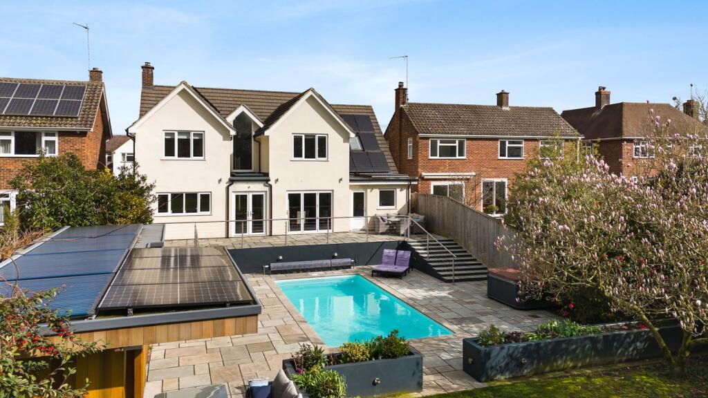 Main image of property: Borrowdale Avenue, Ipswich, IP4