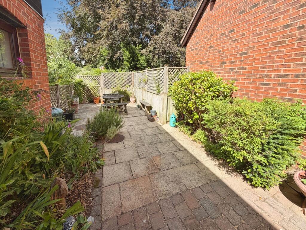 Property photo 11