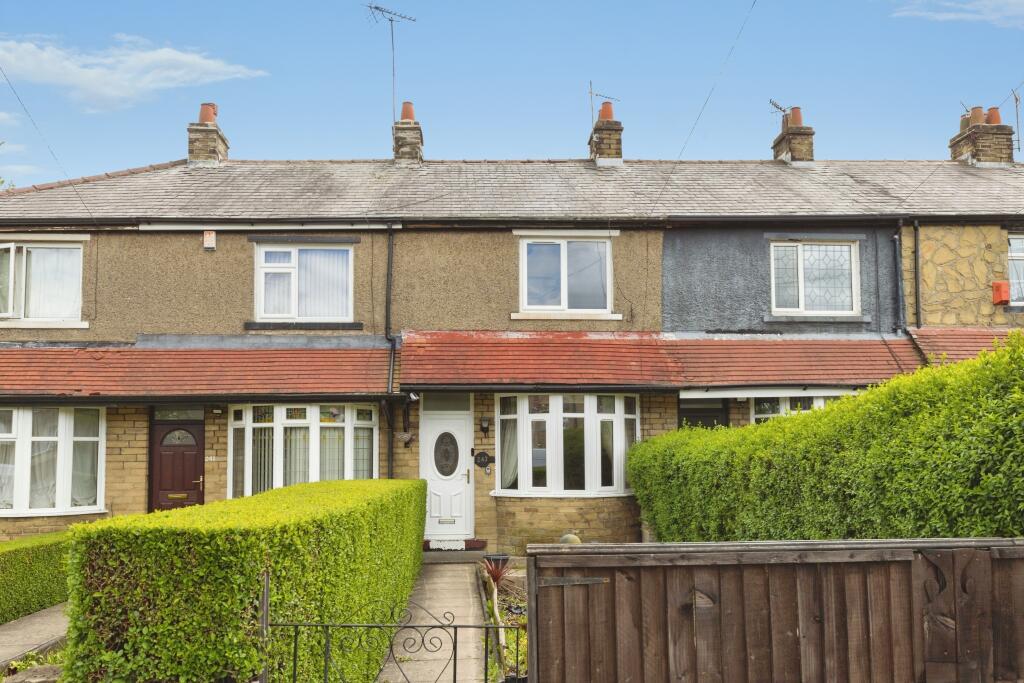 House in Bradford, West Yorkshire - View 2