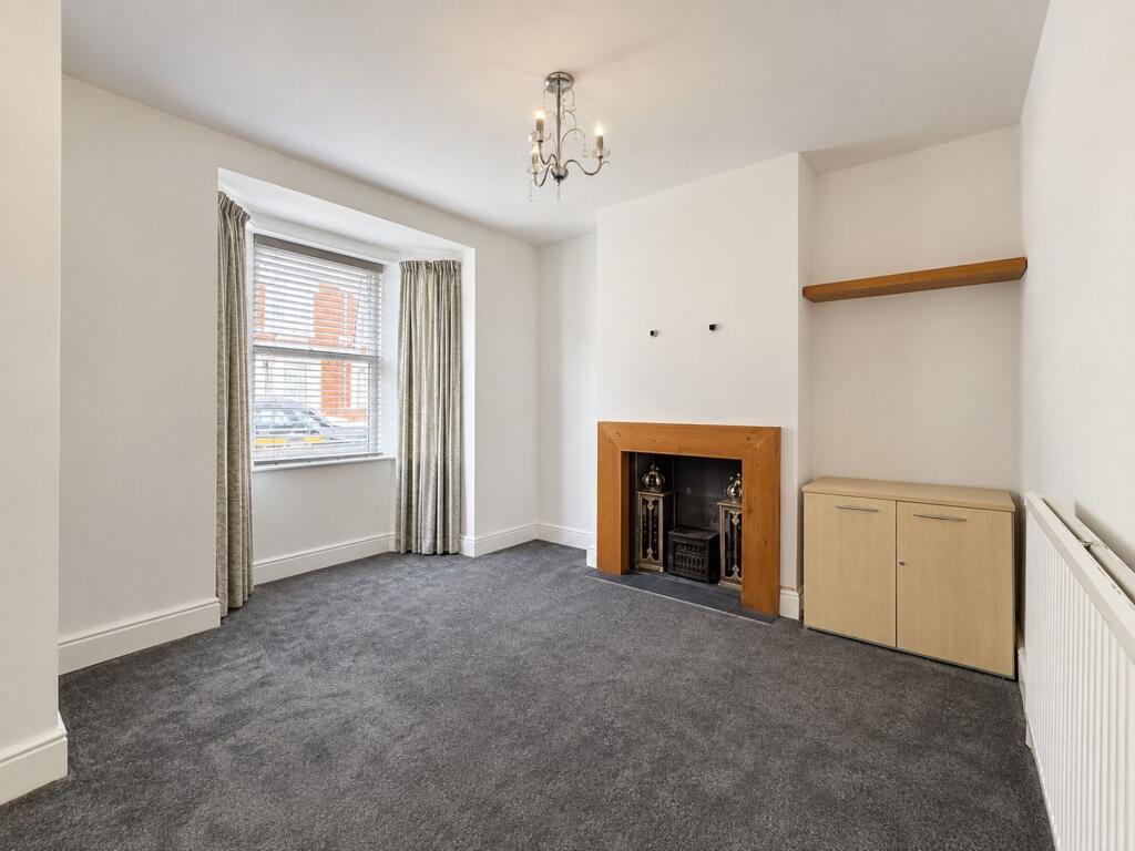 House in Swindon, Eastcott, South Swindon - View 4