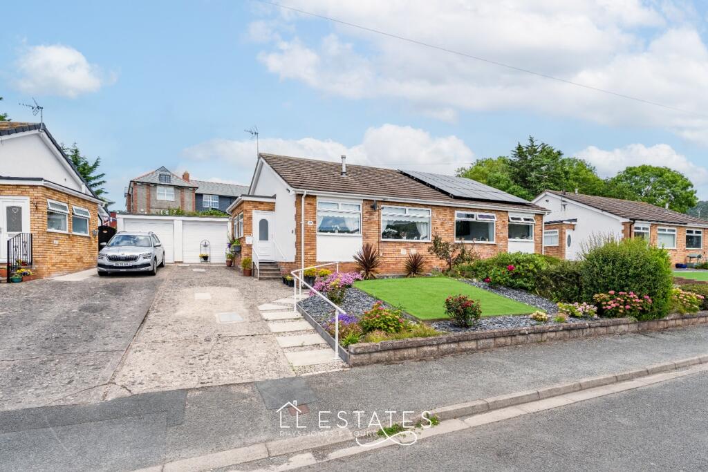 Main image of property: 39 St. Chads Way, Prestatyn, Denbighshire, LL19 8SN