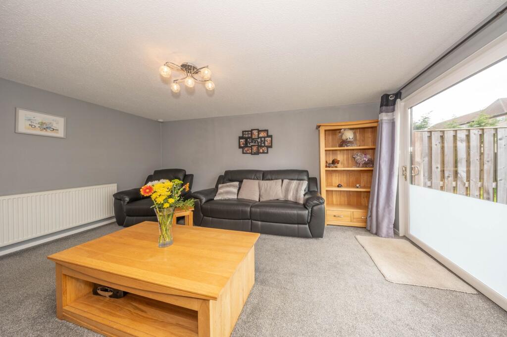 Apartment in Livingston, Craigshill - More