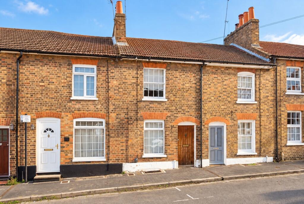 Portland Street, St. Albans, Hertfordshire, AL3