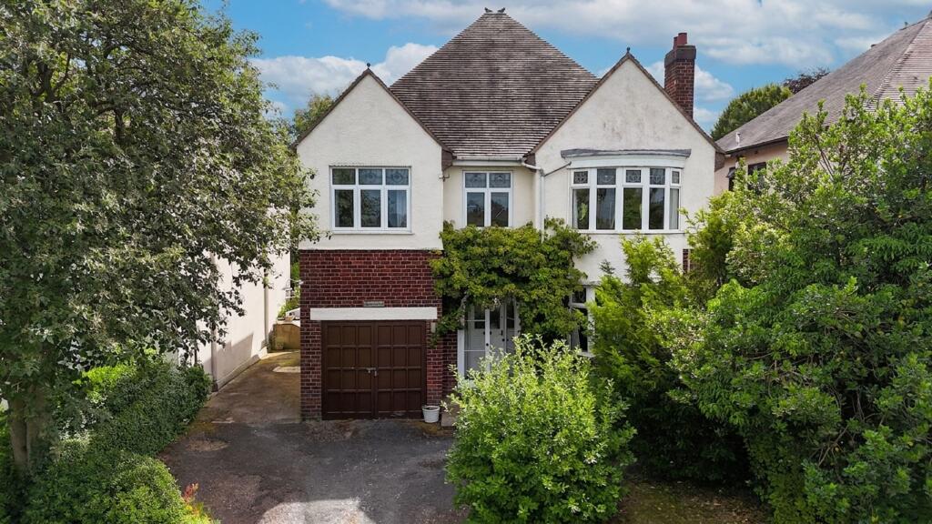 4-bed detached on Baswich Lane, Stafford, ST17, £495,000