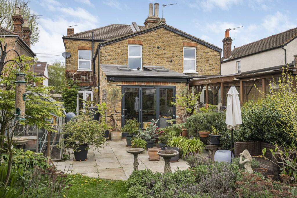 Main image of property: Sidney Road, Staines-upon-Thames, Surrey, TW18