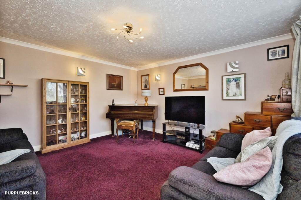 House in Taunton, Somerton - More