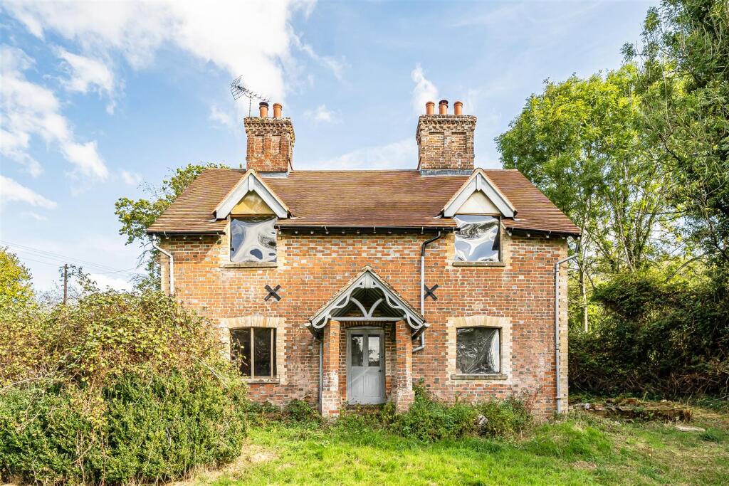 Main image of property: Edmondsham