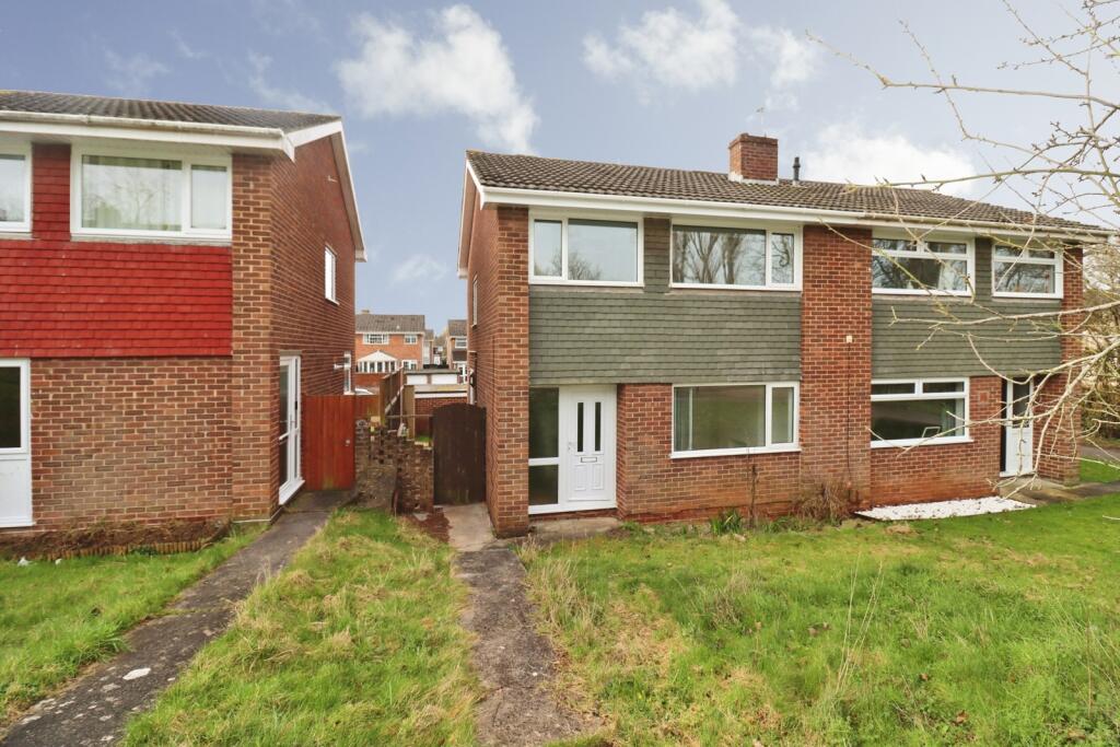 Main image of property: Finch Road, Chipping Sodbury, Bristol, BS37