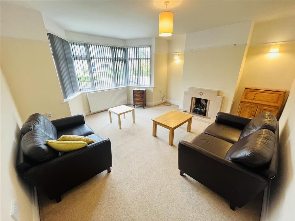 Main image of property: The Dell, Westbury-On-Trym, BS9